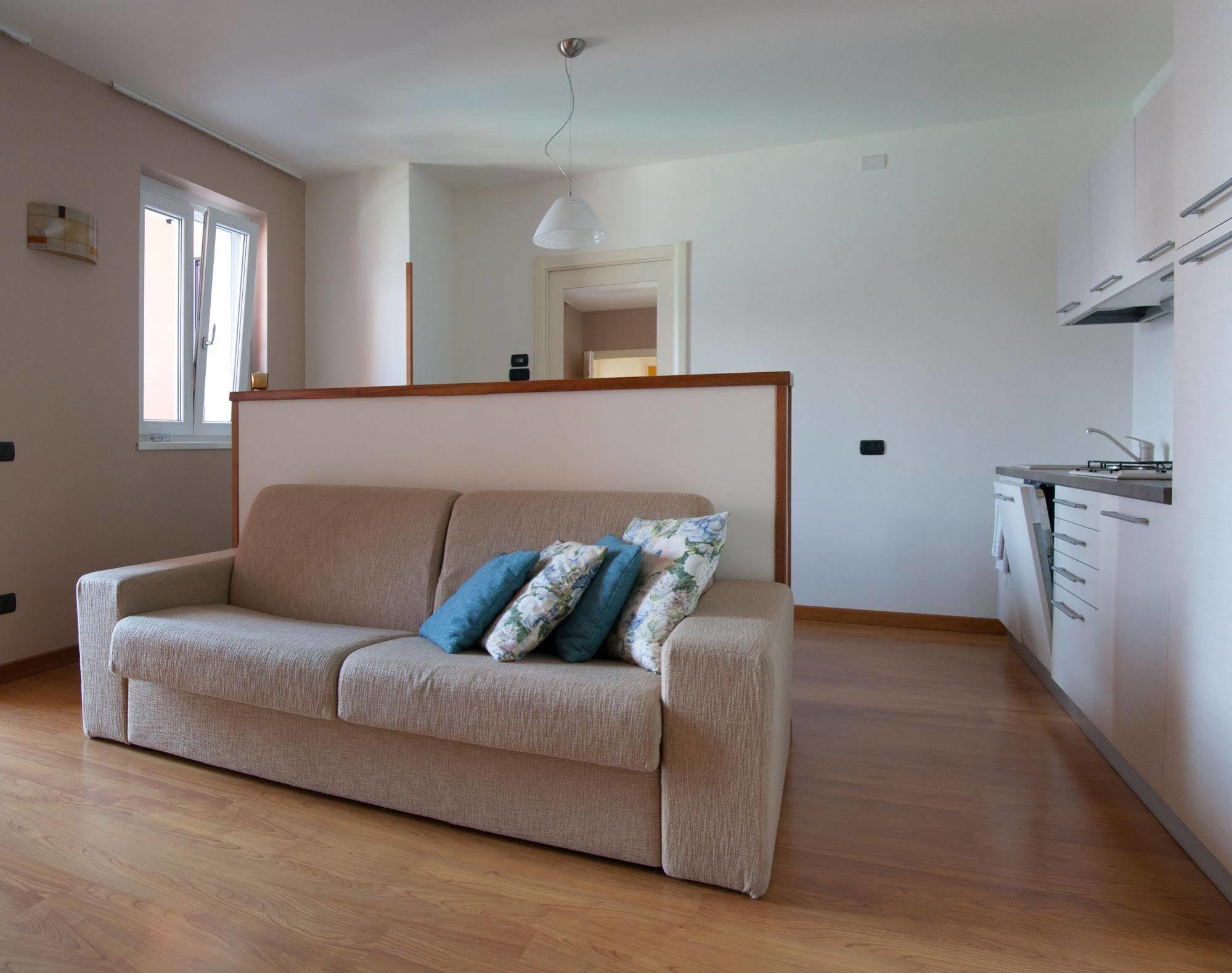 Residence Cafelicita - Promotion - Apartments Lake View - Infinity Pool - Jacuzzi Gravedona Bagian luar foto