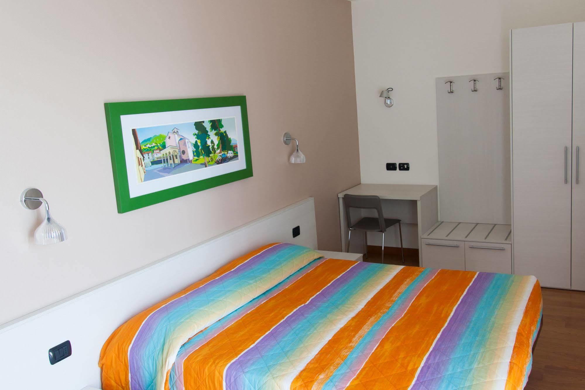Residence Cafelicita - Promotion - Apartments Lake View - Infinity Pool - Jacuzzi Gravedona Bagian luar foto
