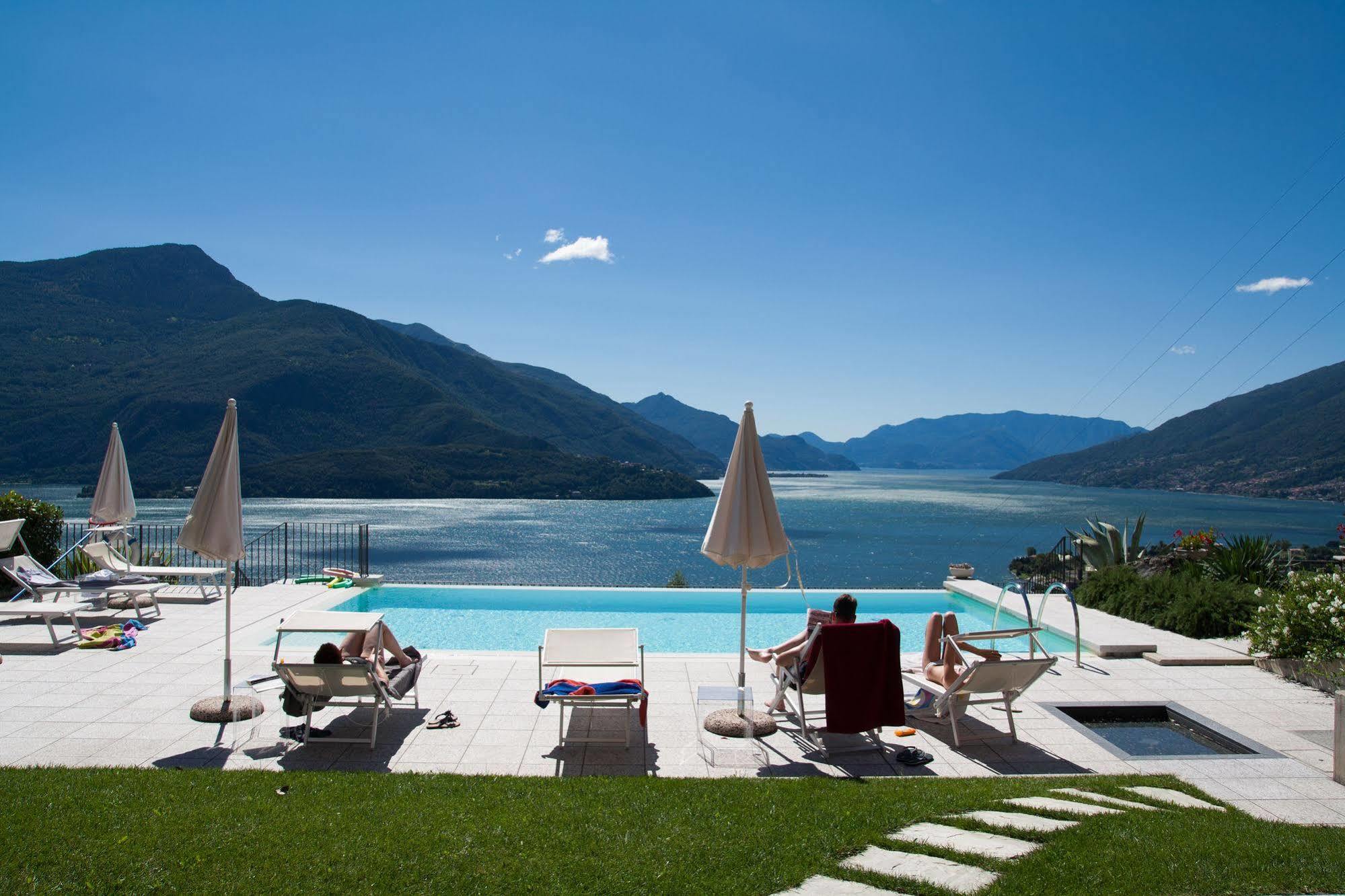Residence Cafelicita - Promotion - Apartments Lake View - Infinity Pool - Jacuzzi Gravedona Bagian luar foto